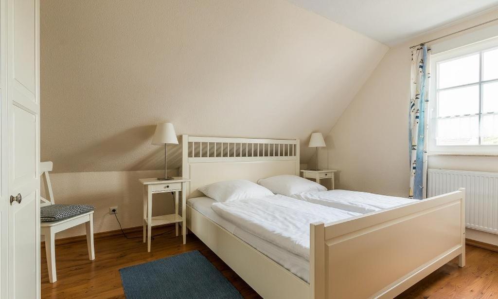 Hus In Lee Apartment Born Bagian luar foto